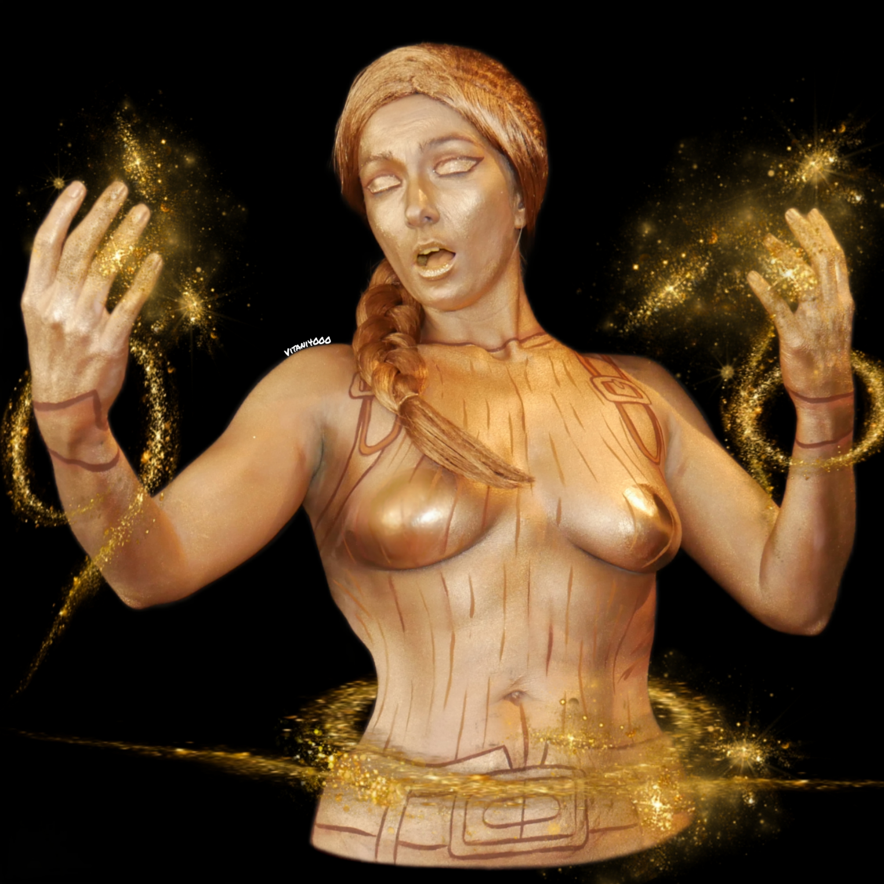 Golden Lara Croft - Bodypaint 9/9
