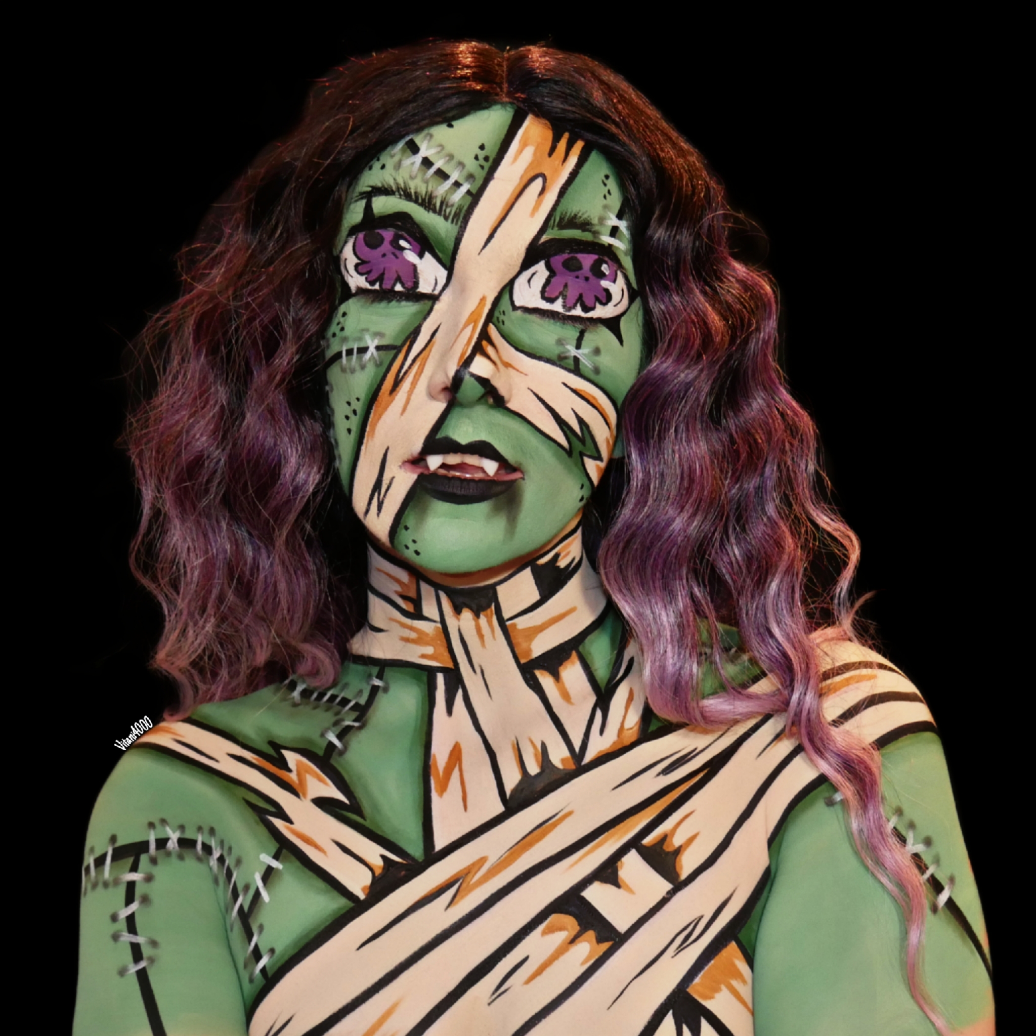 Green stitched mummy - Bodypaint 2/2