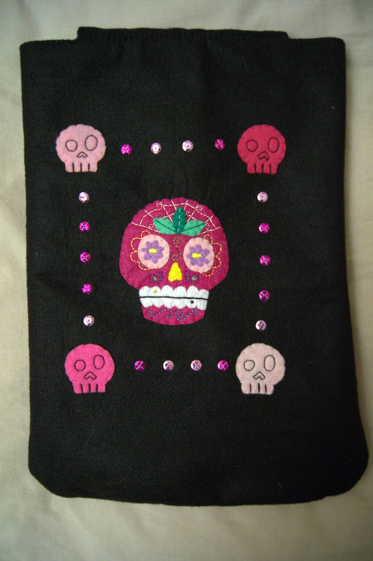Sugar Skull Case by VickitoriaEmbroidery