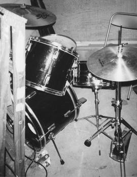 Stock Drum Set