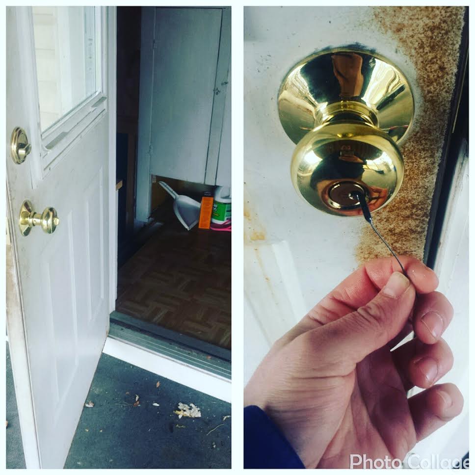 House Keys Locked In side