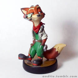 Toon Fox - Custom Amiibo