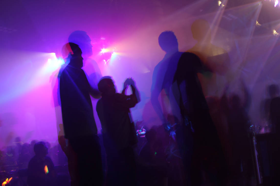 Metrocon 2013 rave 4 by restinsatinsilence on DeviantArt