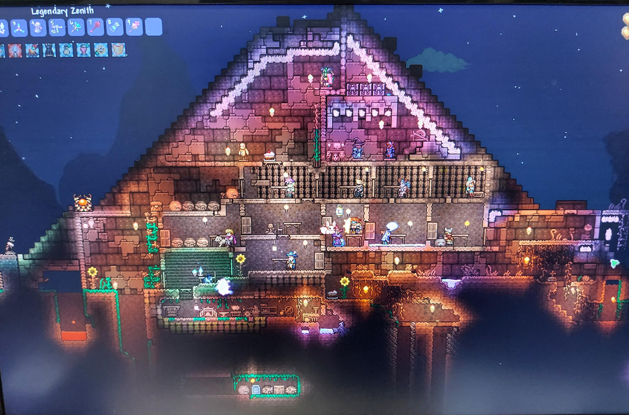 Terraria pyramid build thing by ThunderingAce on DeviantArt Terraria pyramid build thing by ThunderingAce on DeviantArt