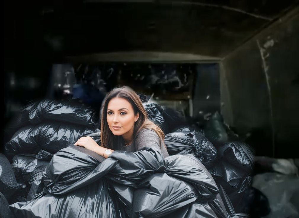 Female in the garbage truck by KaDaLaSa on DeviantArt