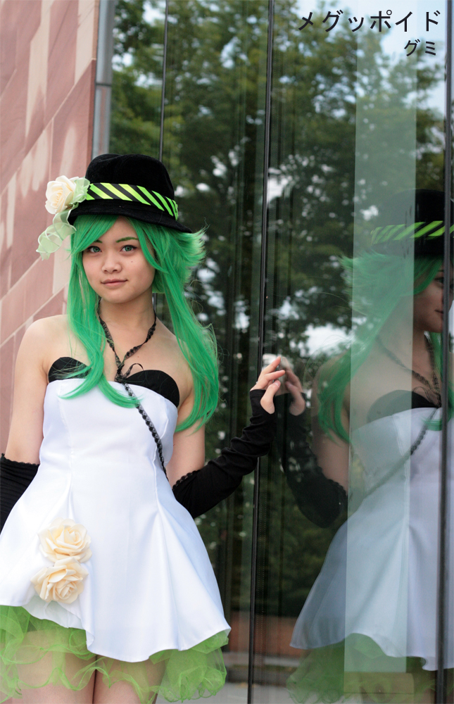 Gumi Camellia Cosplay