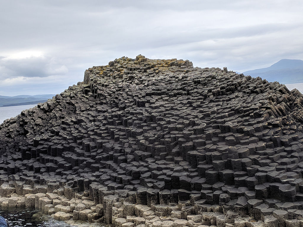 Basalt Pyramids Staffa - Basalt Pyramid by skies-aloft on DeviantArt