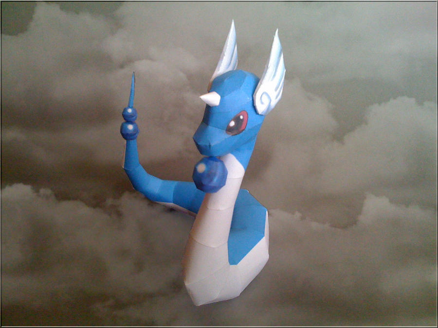 Dragonair Papercraft