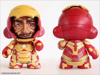 Iron Man Mark 42 munny