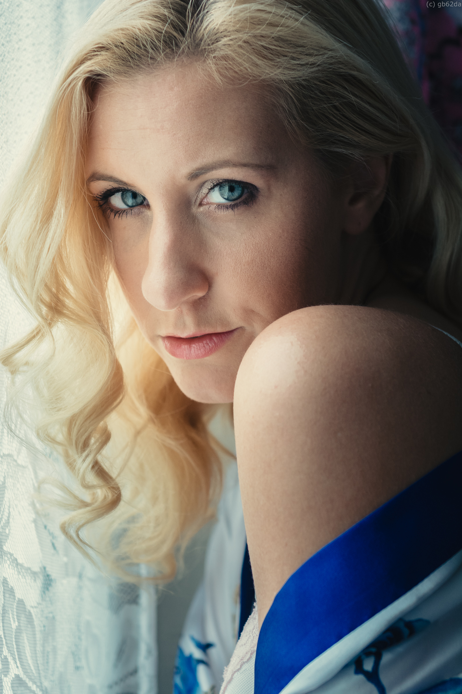 A shoulder to lean on by gb62da on DeviantArt