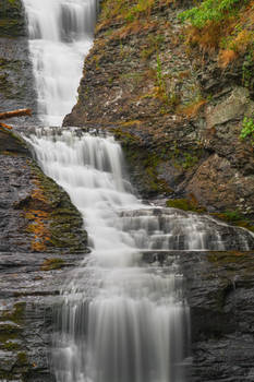 Raymondskill Falls