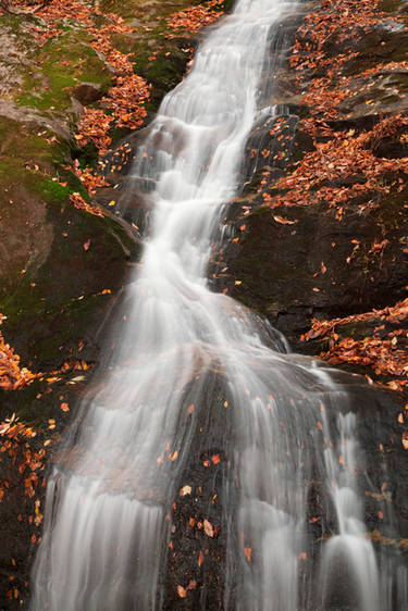 Autumn Crabtree Falls