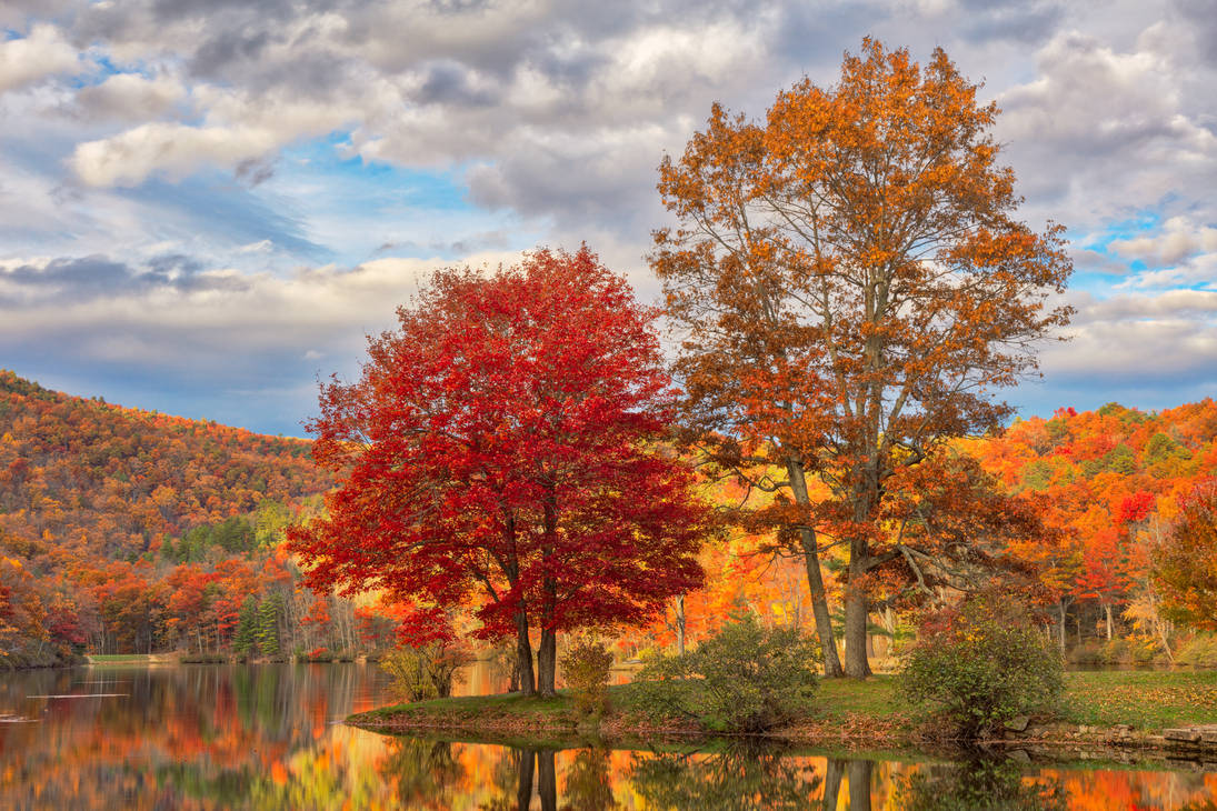 Autumn Foliage of Sherando Lake by boldfrontiers