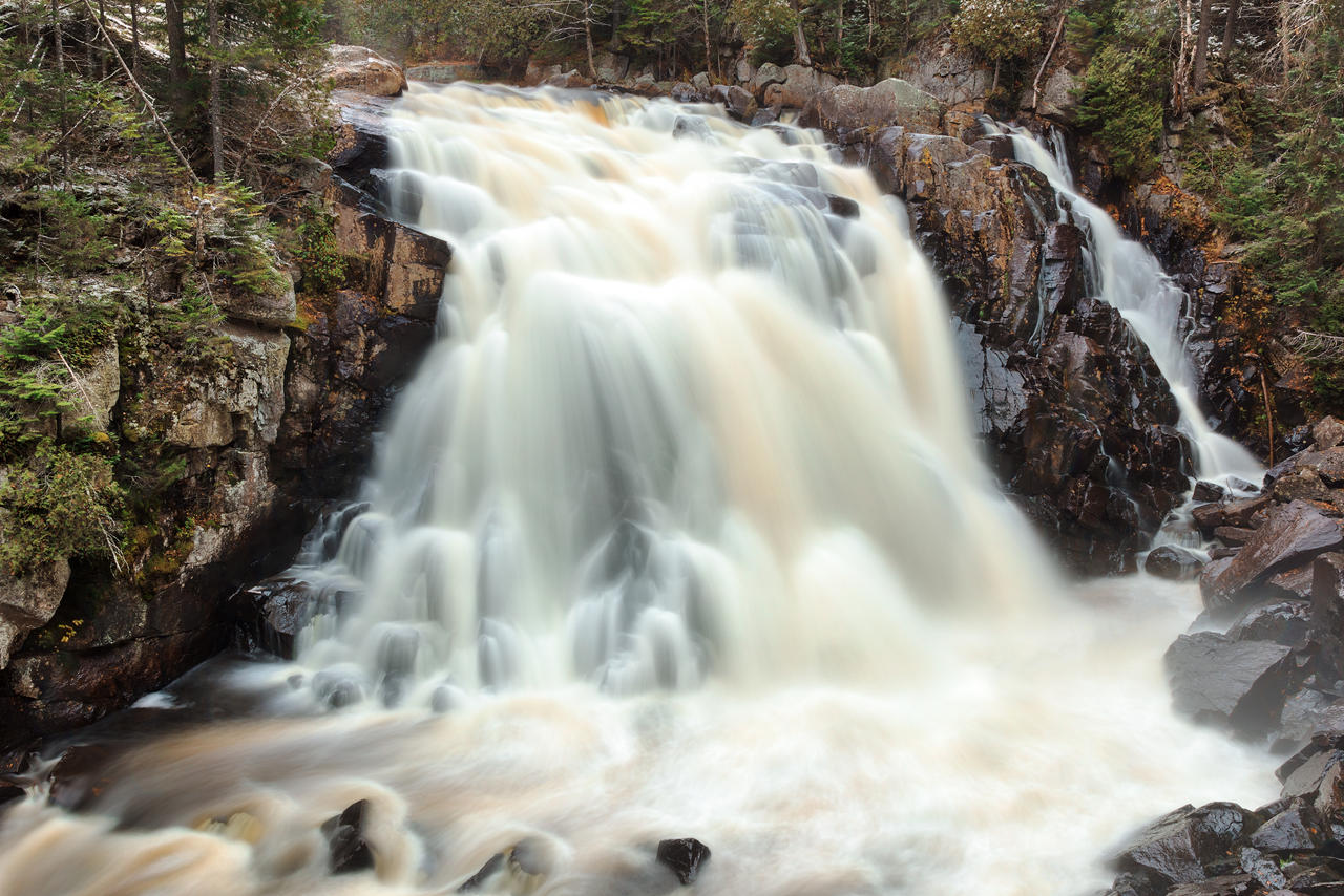 Spectral Devil Falls by boldfrontiers