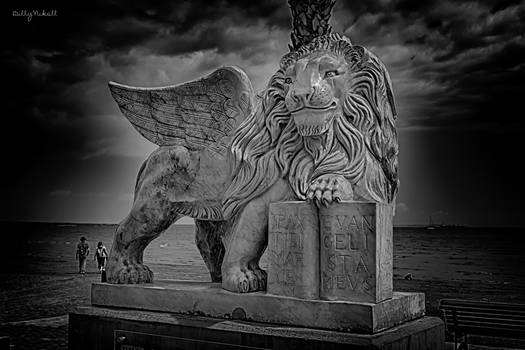 Winged Lion HDR2