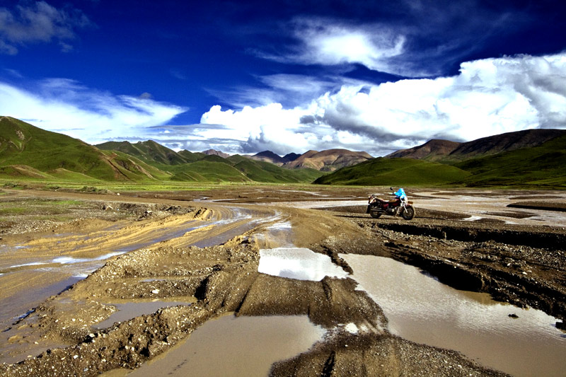 By Motorbike in Tibet