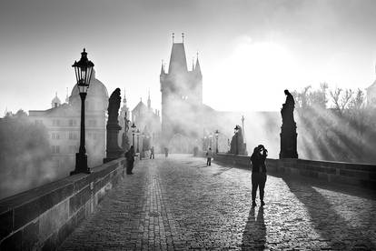 ...praha VIII...