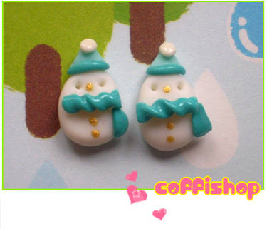 Frosty snowmen stud earrings