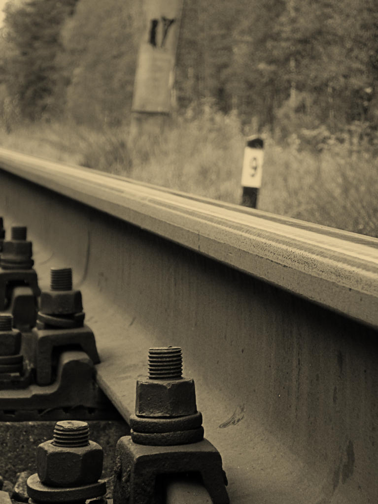railway by babaac on DeviantArt