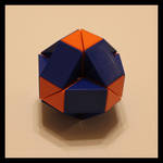 Rubik's snake by Syns-Stuff