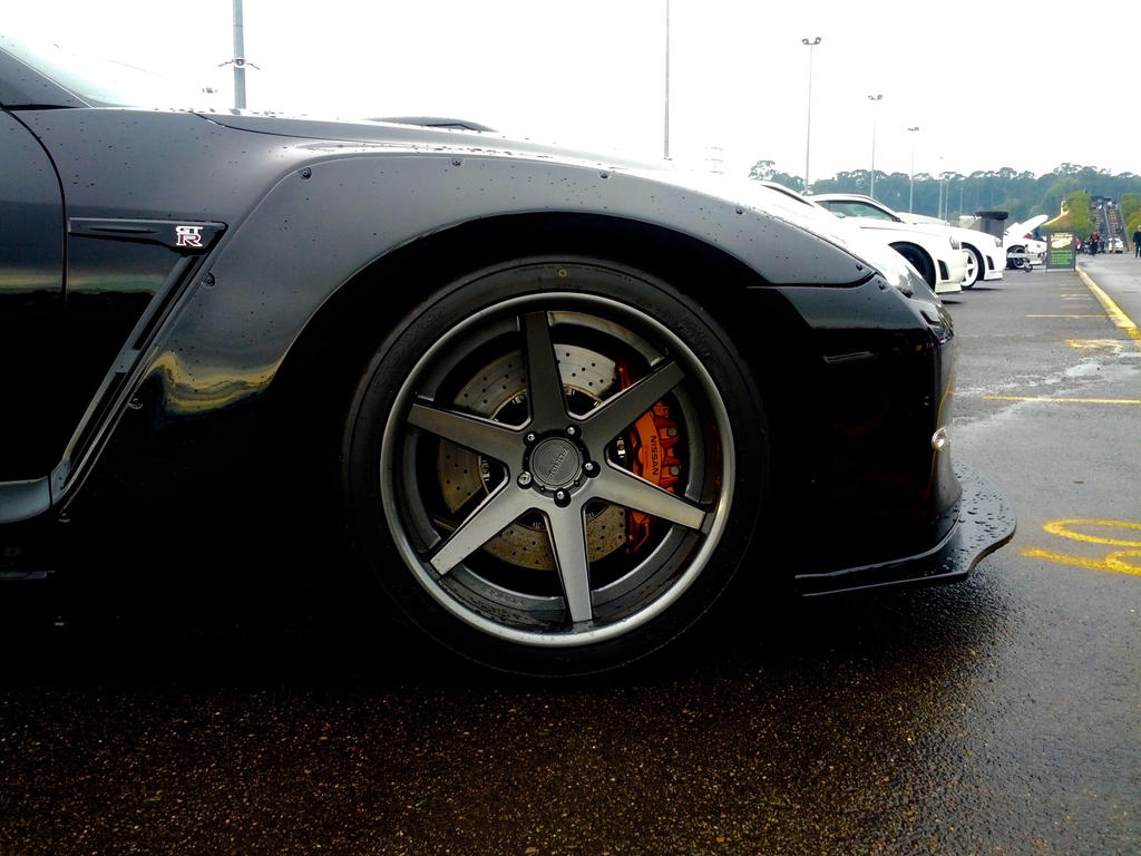 Gtr r35 tire view by FURRKIRX on DeviantArt