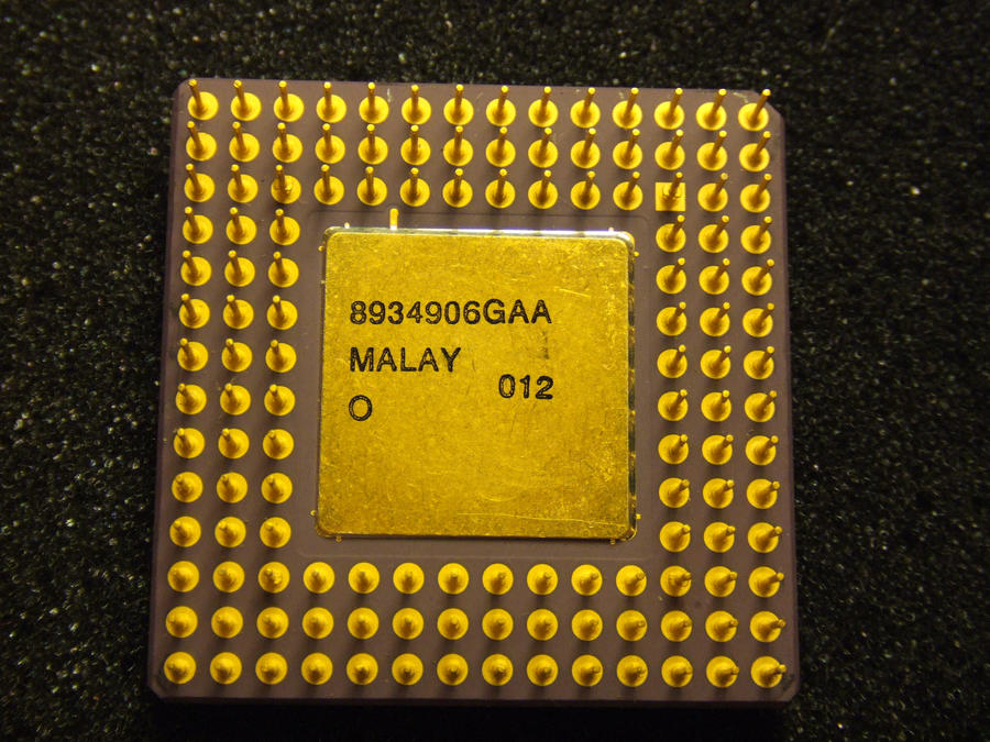 Intel 386DX-25 MHZ back 1985 by PaulRokicki on DeviantArt