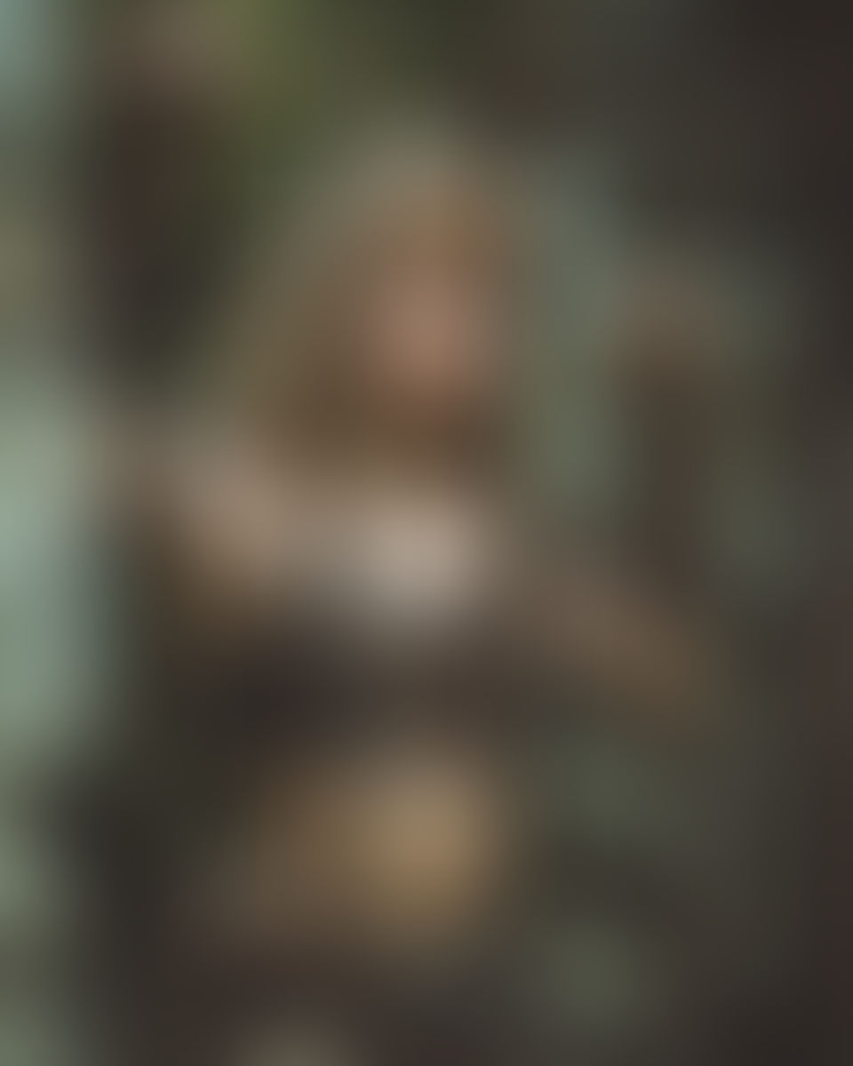 Barbarian Girls Captured (2/5)