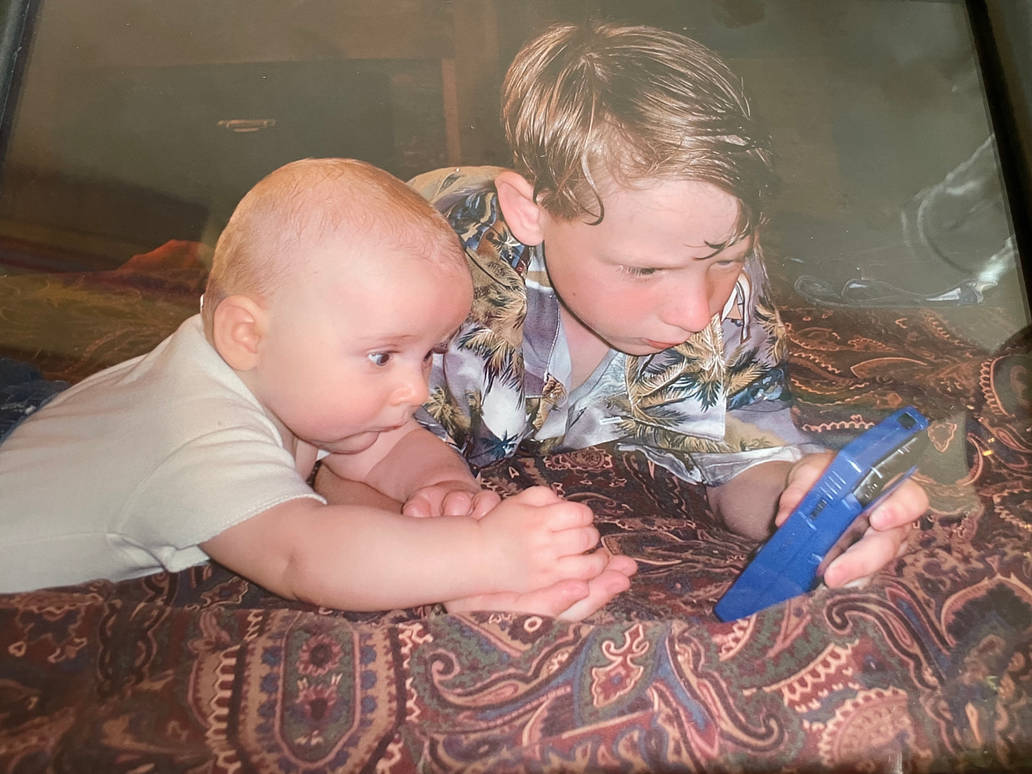 How bros start by n00bofiowa on DeviantArt