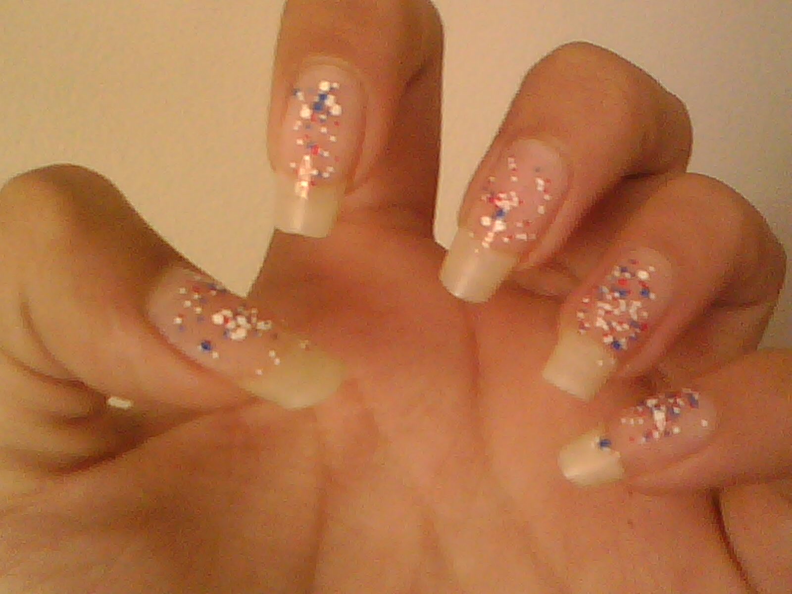 =Pointless Pic of my Nails :3