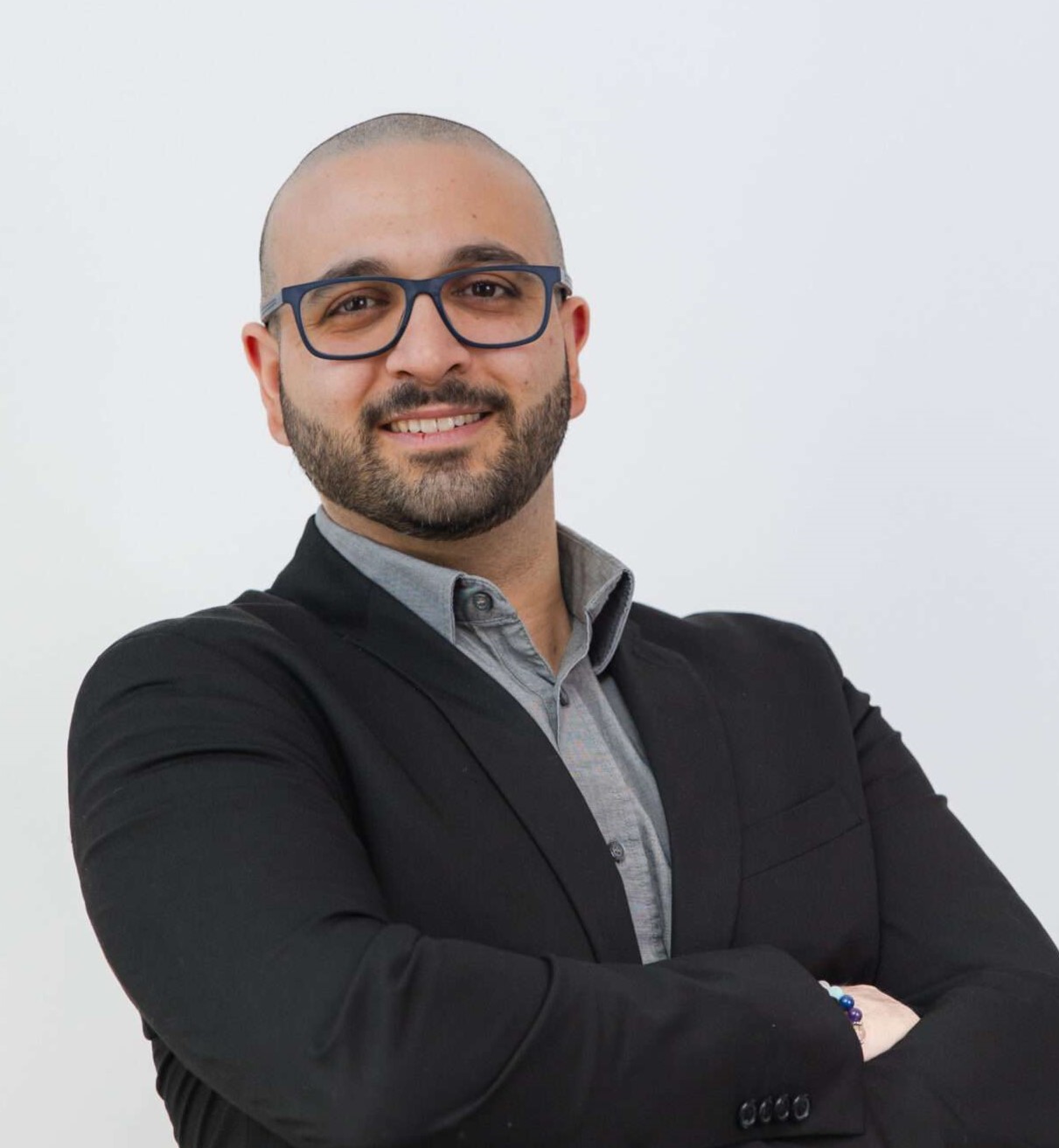 Kal Hawari: Bridging Finance and Language Divides