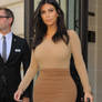 Kim Kardashian Shopping 11