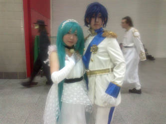 Miku and Kaito Cosplayers