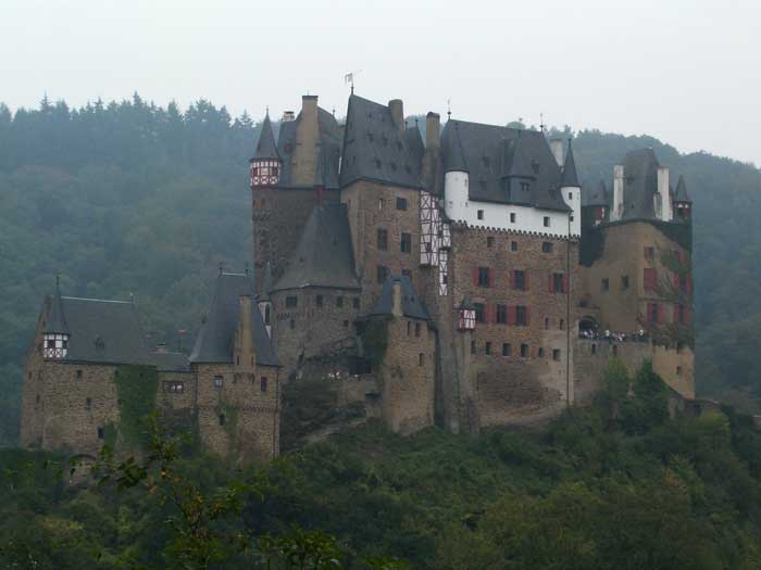 Burg Eltz 2