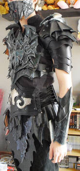 Druchii male leather armor (done) 1