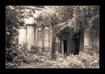 Highgate Cemetery - Last Exit by seancoetzer
