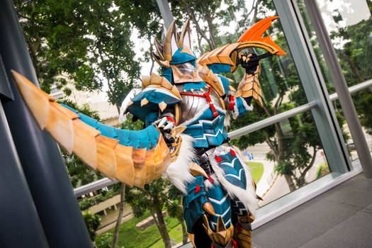 AFA Singapore 2013: Jinouga Armor 5