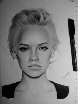 pure beauty (pencil portrait)