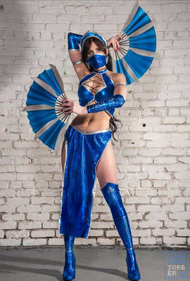 Kitana2