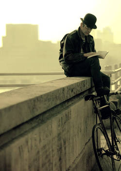 .man on waterloo bridge