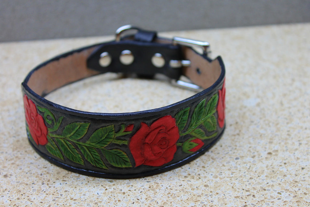 Rose Collar