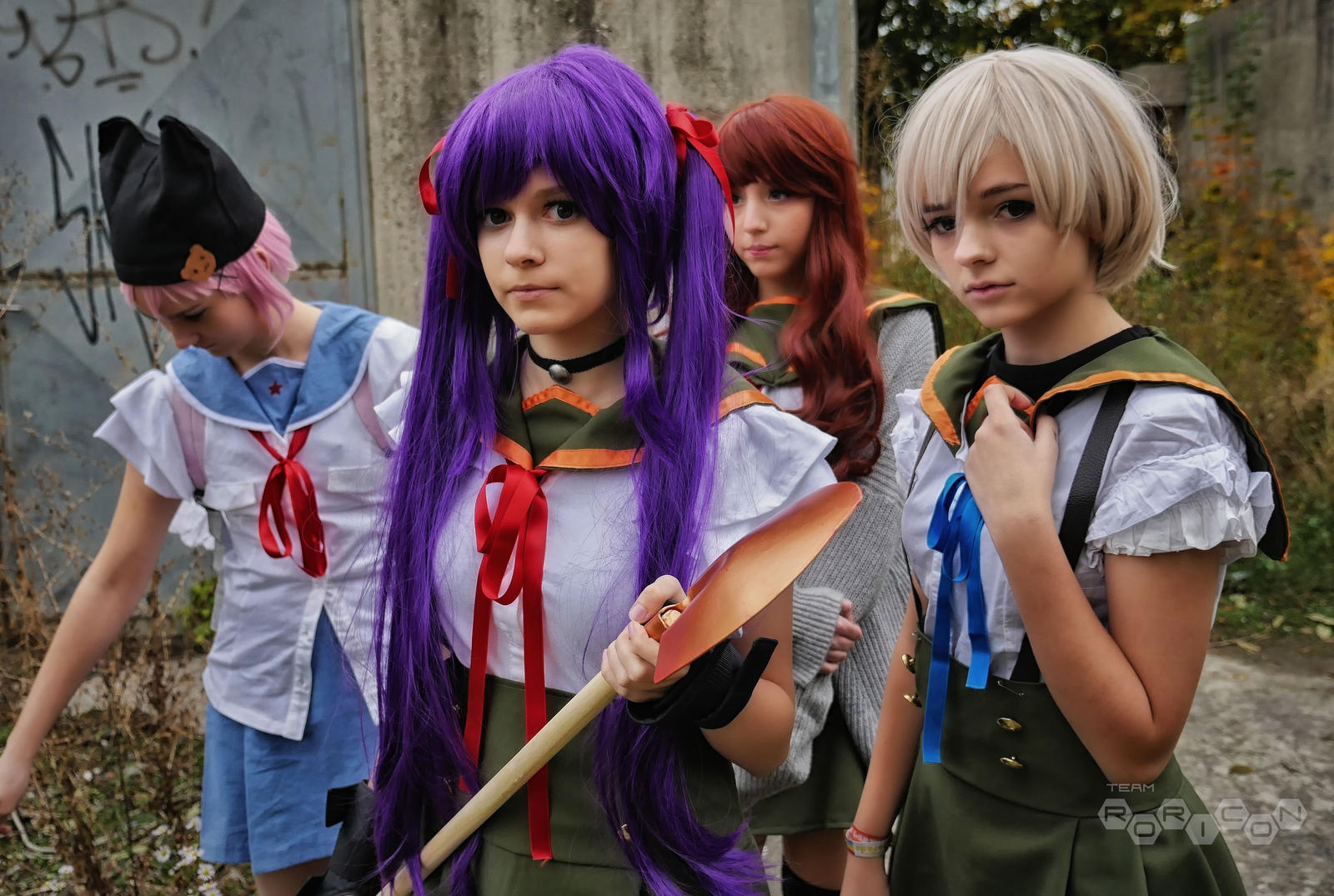 Gakkou Gurashi Cosplay