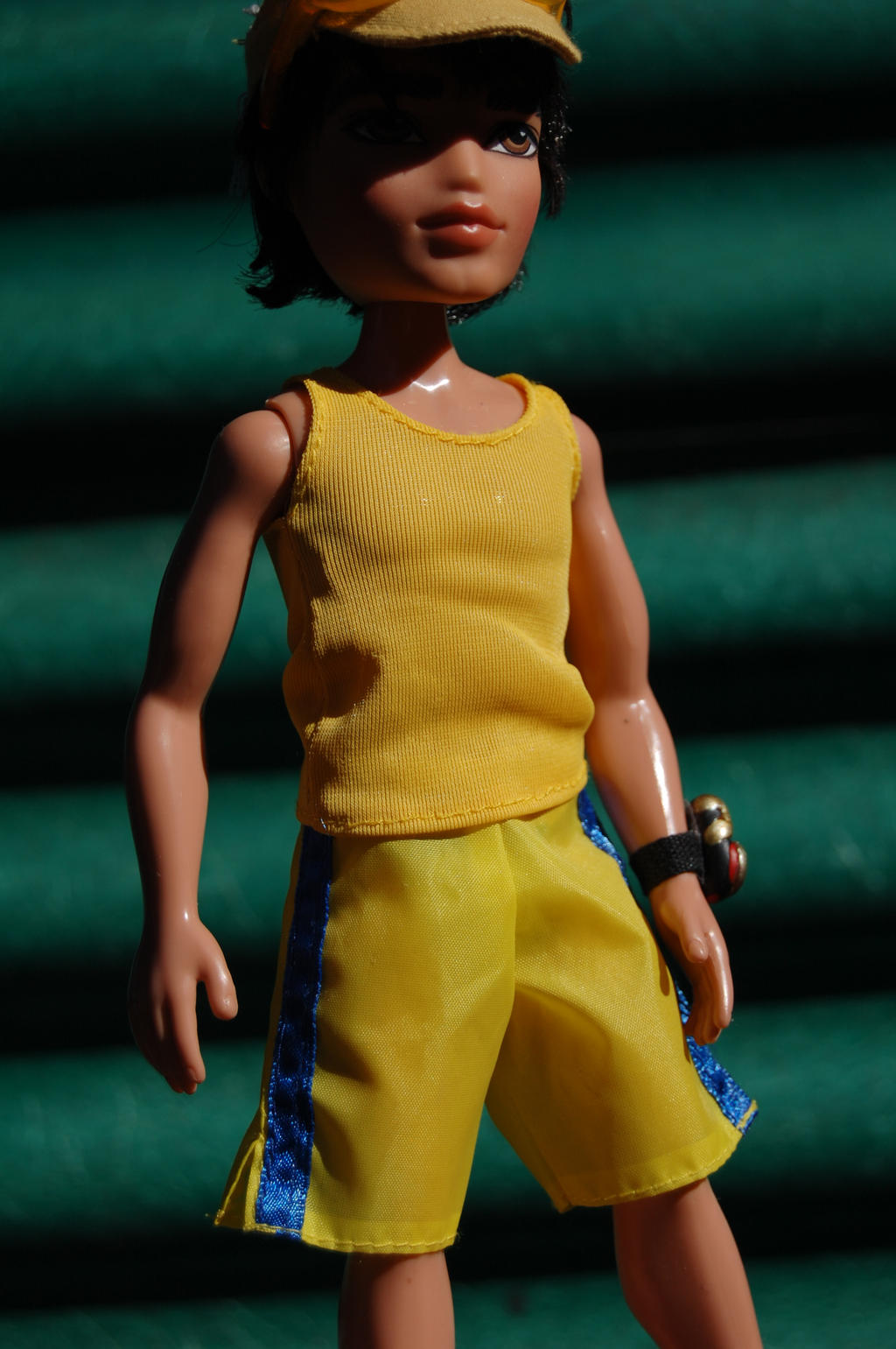 Bratz Boyz Dustin in Yellow 9