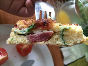 Omelette with herbs and salami