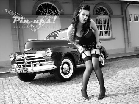 Pin Ups - Zombina V