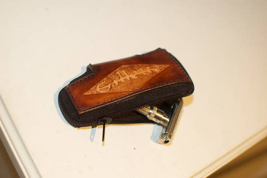 Shaving razor leather case