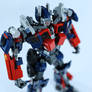 LEGO Optimus Prime - Alternate Build 10302 + 71821