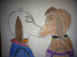 Cooler and Nose Marie Kissing