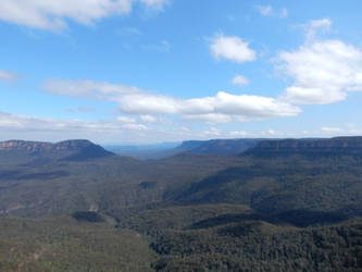 Clear Day at the Blue Mountains