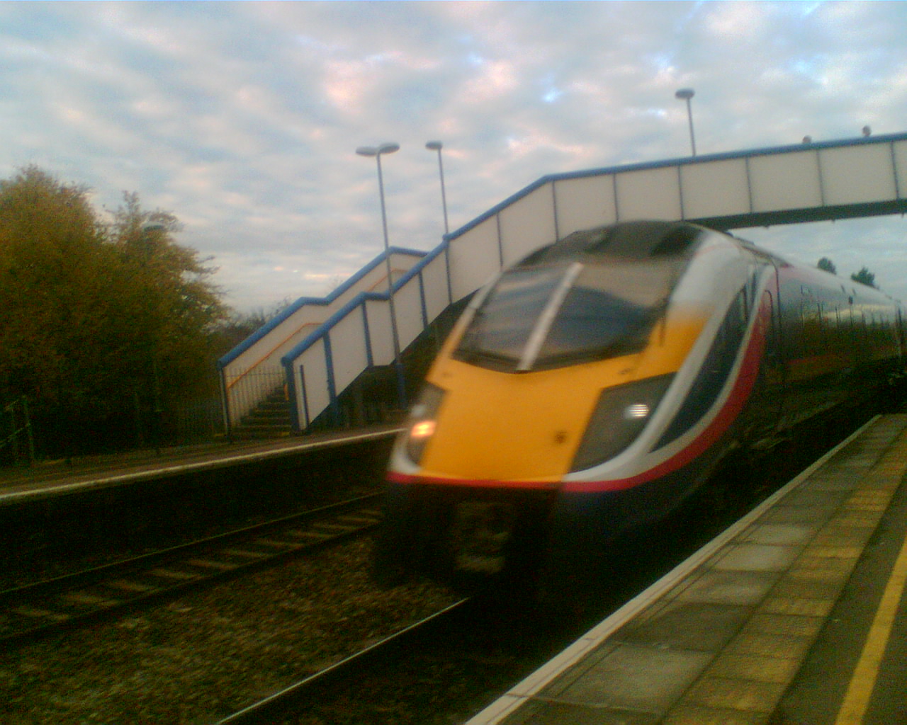 High Speed Train Snap-Shot by pokemonfan15 on DeviantArt