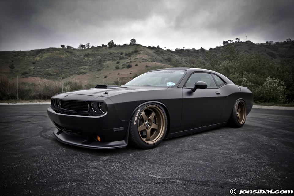 My Dodge Challenger by jonsibal